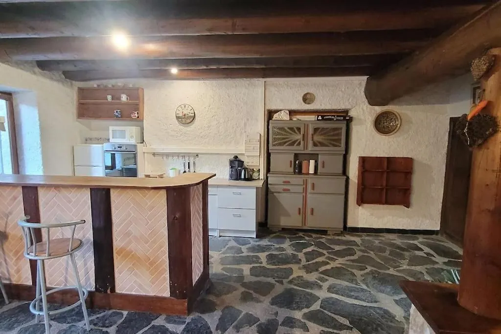 Gite De Vaubarlet Au Calme Sainte-Sigolene